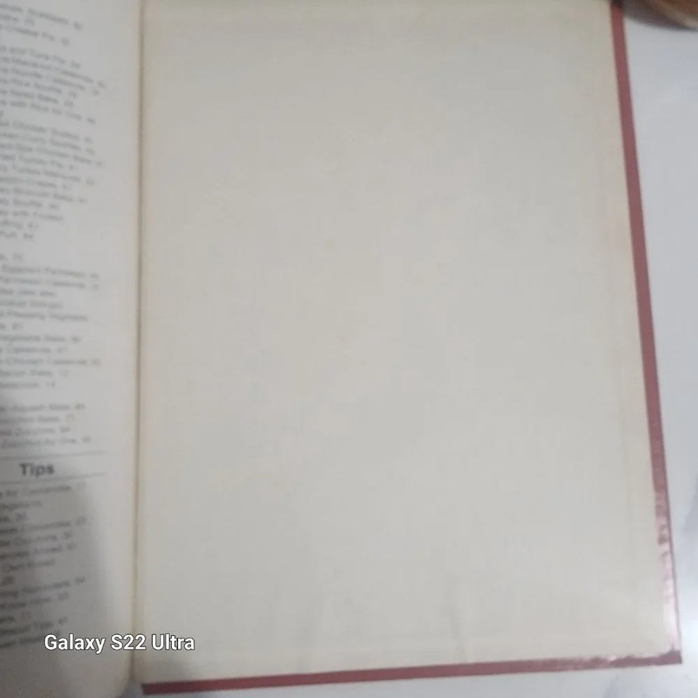 Better Homes and Gardens All-Time Favorite Casserole Recipes Cookbook, 1980